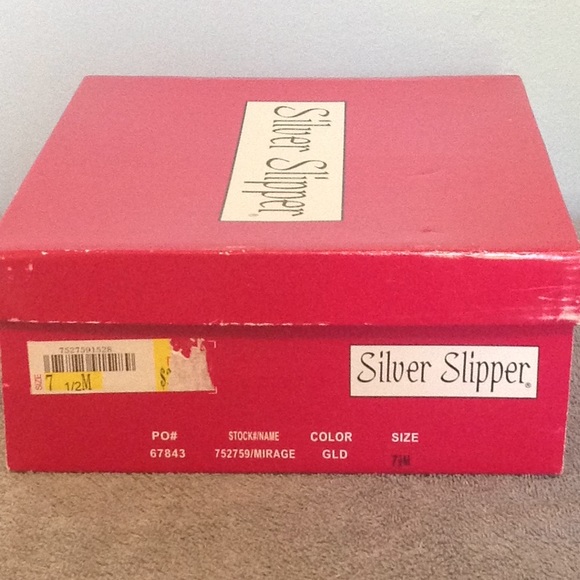 Like new sparkly gold heels - Picture 6 of 6